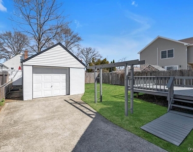 1568 Madison Street - Photo Thumbnail 22