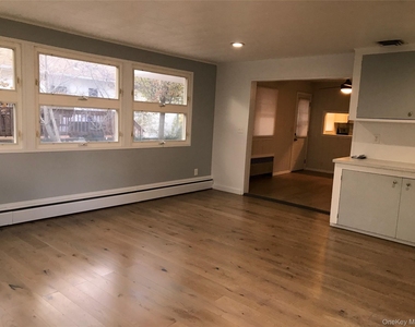 44 Matlock Street - Photo Thumbnail 8