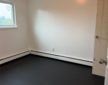 9320 243rd Street - Photo Thumbnail 10