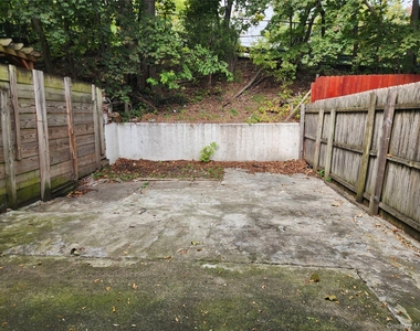 12 Roosevelt Drive - Photo Thumbnail 30