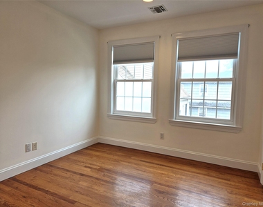 63 Dunwood Road - Photo Thumbnail 4