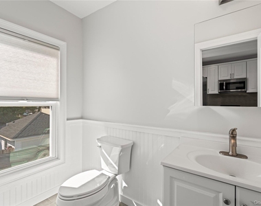 7 Pulaski Road - Photo Thumbnail 3