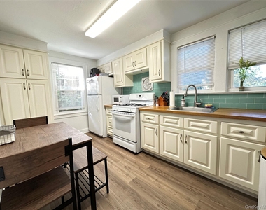 157 Clinton Avenue - Photo Thumbnail 4