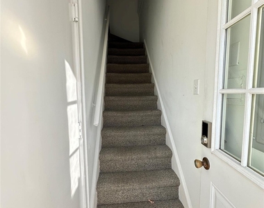157 Clinton Avenue - Photo Thumbnail 8