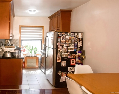 20920 42nd Avenue - Photo Thumbnail 4