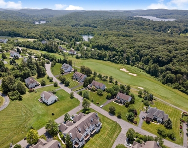 1 Pinehurst Circle - Photo Thumbnail 33