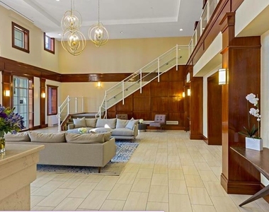 10 Byron Place - Photo Thumbnail 18