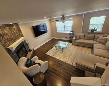 1 Kensington Court - Photo Thumbnail 5