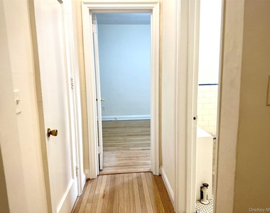 88 Lincoln Avenue - Photo Thumbnail 10