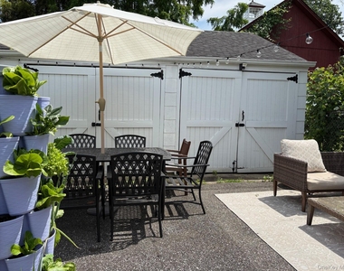 46 Sterling Court - Photo Thumbnail 22