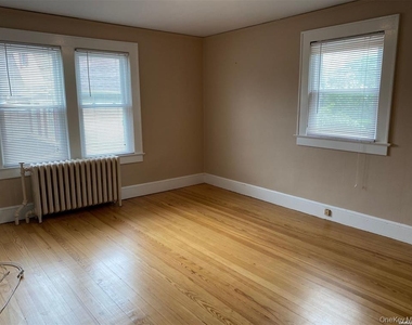 46 Sterling Court - Photo Thumbnail 14