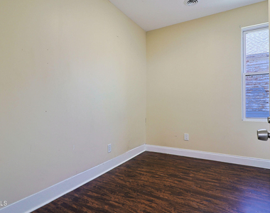33 W Pine Street - Photo Thumbnail 19