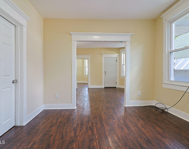 33 W Pine Street - Photo Thumbnail 10