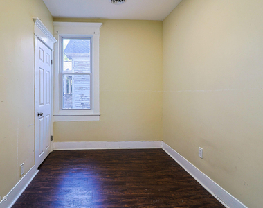 33 W Pine Street - Photo Thumbnail 14