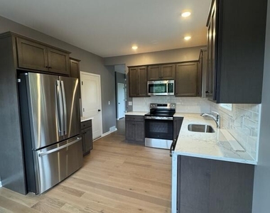 471 Grooms Road - Photo Thumbnail 7