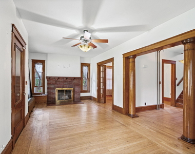2301 Campbell Avenue - Photo Thumbnail 12