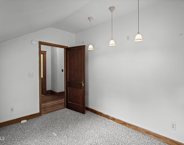 2301 Campbell Avenue - Photo Thumbnail 35