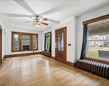 2301 Campbell Avenue - Photo Thumbnail 13