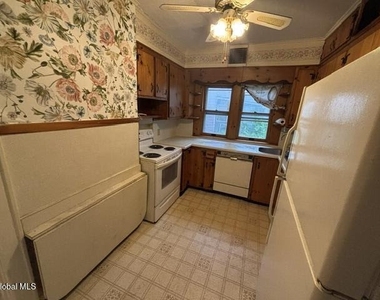 117 Henry Street - Photo Thumbnail 10