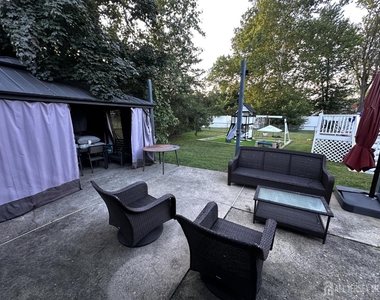 5 Nicholas Drive - Photo Thumbnail 18
