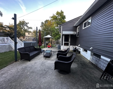 5 Nicholas Drive - Photo Thumbnail 21