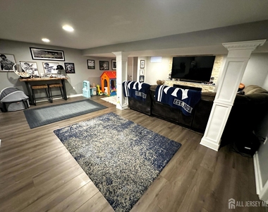 5 Nicholas Drive - Photo Thumbnail 10