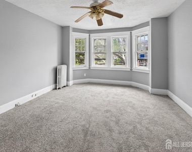 53 Sanhican Drive - Photo Thumbnail 8