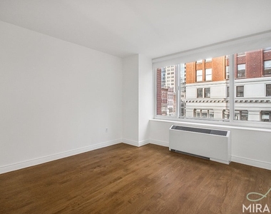 60 W 23rd Street - Photo Thumbnail 3