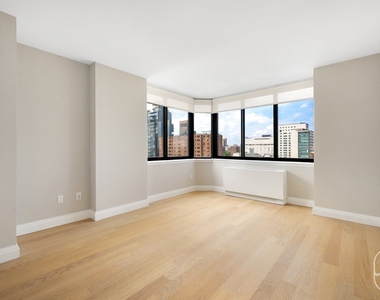 345 E 94th Street - Photo Thumbnail 10