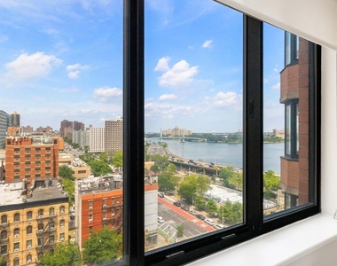 345 E 94th Street - Photo Thumbnail 9