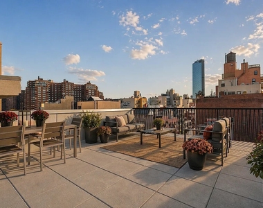 330 Grand Street - Photo Thumbnail 10