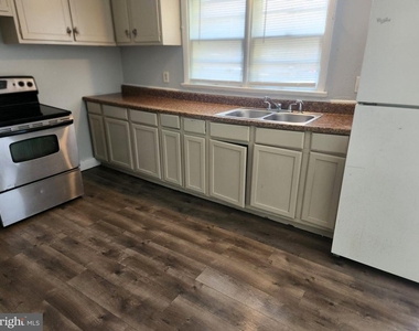 12083 Winchester Avenue - Photo Thumbnail 1