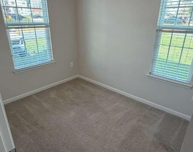501 Rolling Valley Drive - Photo Thumbnail 2