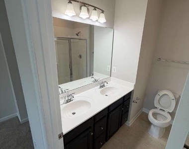 501 Rolling Valley Drive - Photo Thumbnail 23