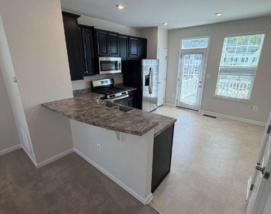 501 Rolling Valley Drive - Photo Thumbnail 14