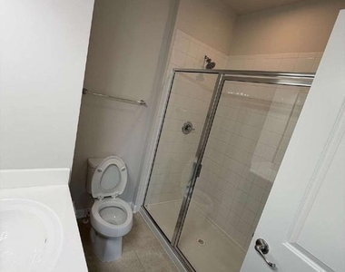 501 Rolling Valley Drive - Photo Thumbnail 24