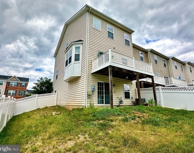 121 Hidden Brook Drive - Photo Thumbnail 35
