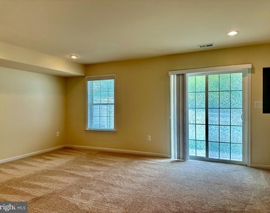 121 Hidden Brook Drive - Photo Thumbnail 24