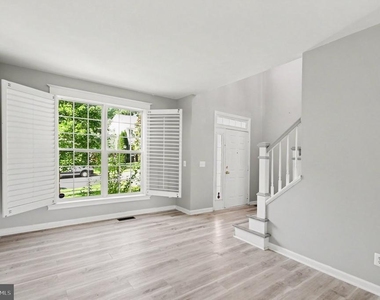 91 Chaps Lane - Photo Thumbnail 7