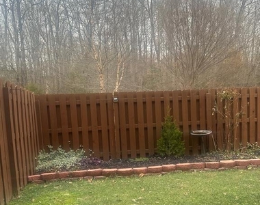 2233 Mallard Landing Drive - Photo Thumbnail 3