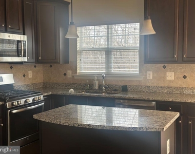 2233 Mallard Landing Drive - Photo Thumbnail 16