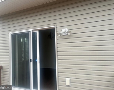 2233 Mallard Landing Drive - Photo Thumbnail 11