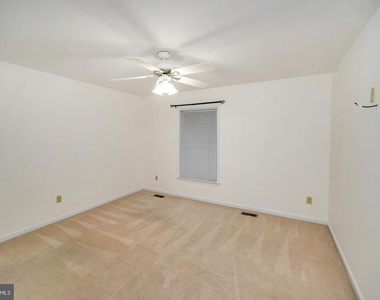 3914 Doran Road - Photo Thumbnail 12