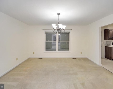 3914 Doran Road - Photo Thumbnail 4