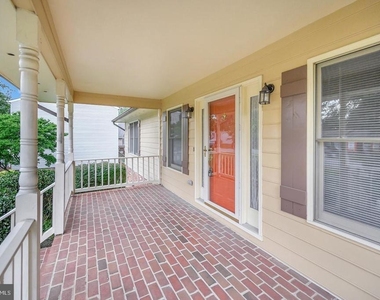 3914 Doran Road - Photo Thumbnail 1