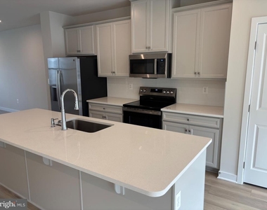 4362 Southerby Drive - Photo Thumbnail 14
