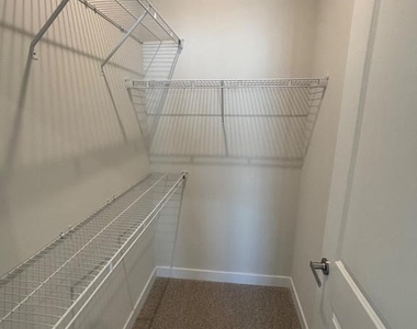 4362 Southerby Drive - Photo Thumbnail 34