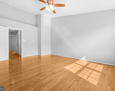 6687 Roderick - Photo Thumbnail 19