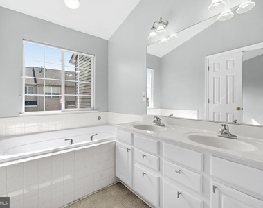 6687 Roderick - Photo Thumbnail 21