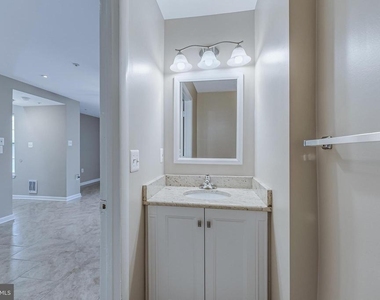 11236 Stagestone Way - Photo Thumbnail 34